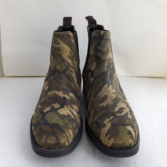 Anthropologie Camouflage Ankle Boots - Picture 4 of 11